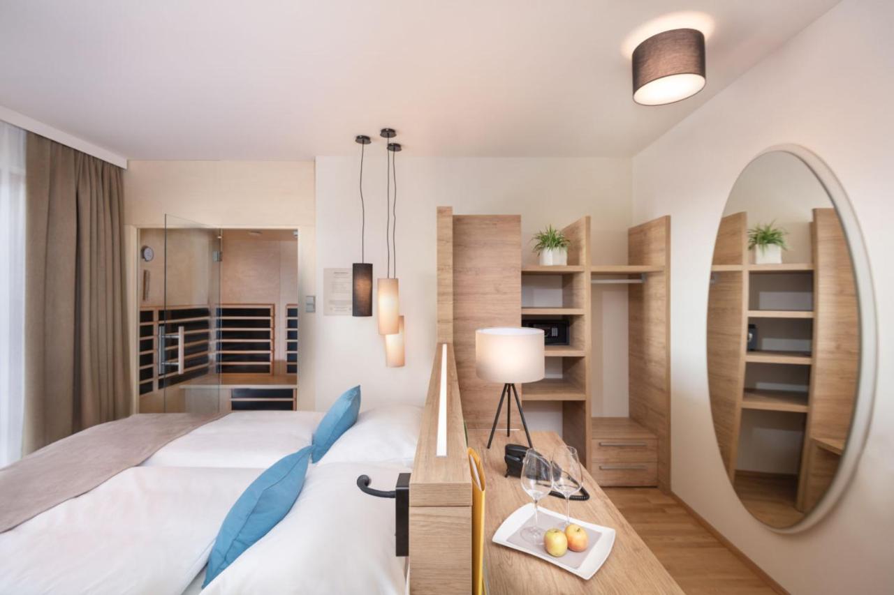 Jufa Hotel Neutal Eksteriør bilde