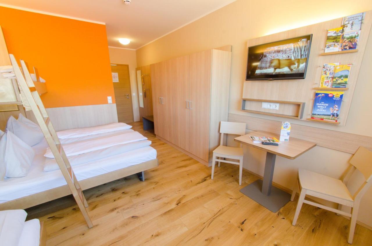 Jufa Hotel Neutal Eksteriør bilde