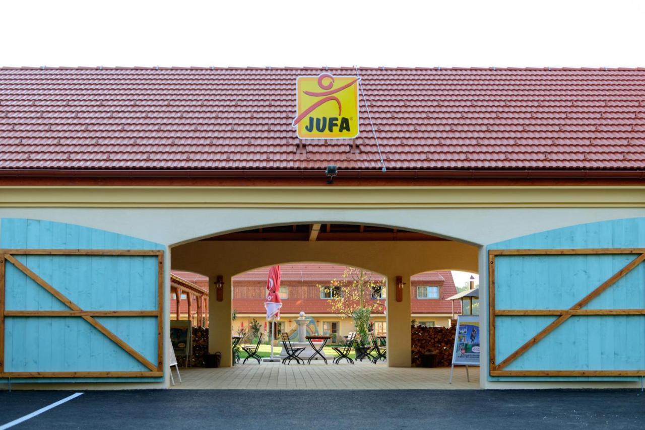 Jufa Hotel Neutal Eksteriør bilde